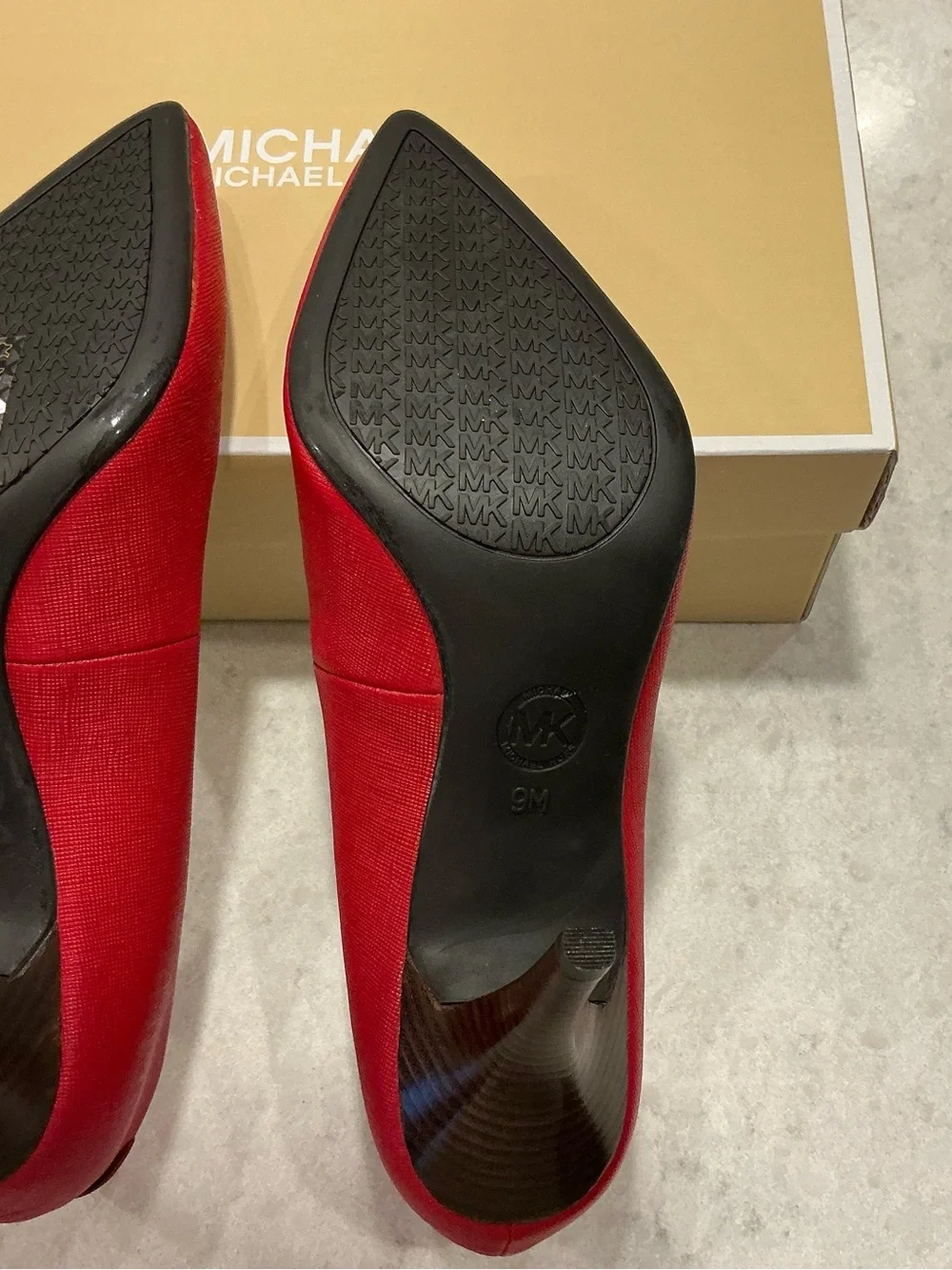 Michael Kors Women’s Red Pointed-Toe Pumps AND  BAG  READ BELOW